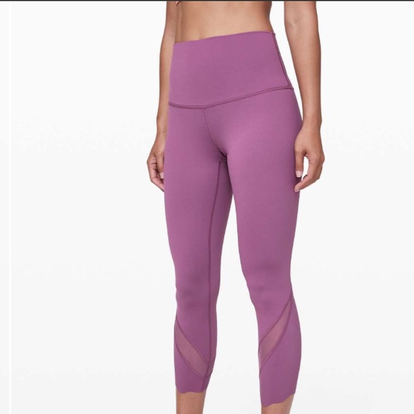 Lululemon Wunder Under Crop II Roll Down Scallop Full On Luxtreme 24’ - Picture 3 of 6